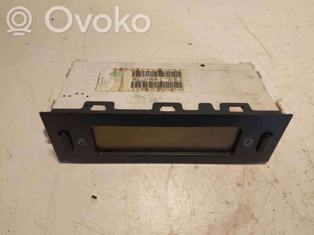 Screen/display/small screen   9650243177F00