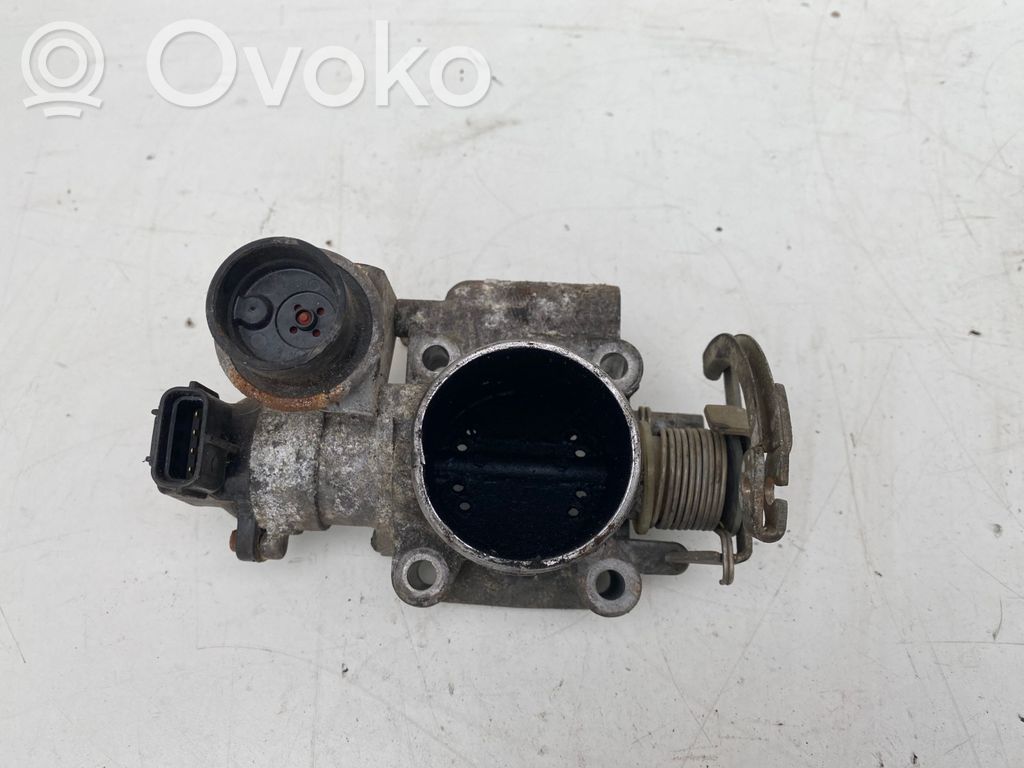 Toyota Corolla E110 Droseļvārsts 