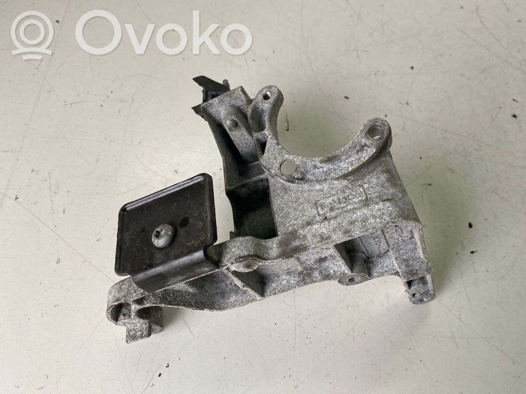 Engine mounting bracket   AV2Q8B470AC