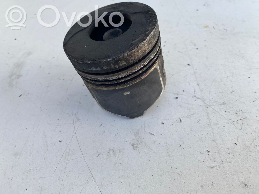 Renault Scenic I Piston 