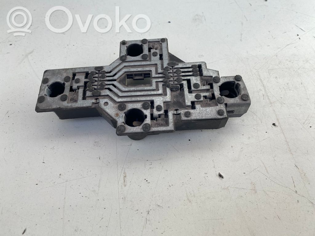 Renault Scenic I Aizmugures spuldzes vāka turētājs 