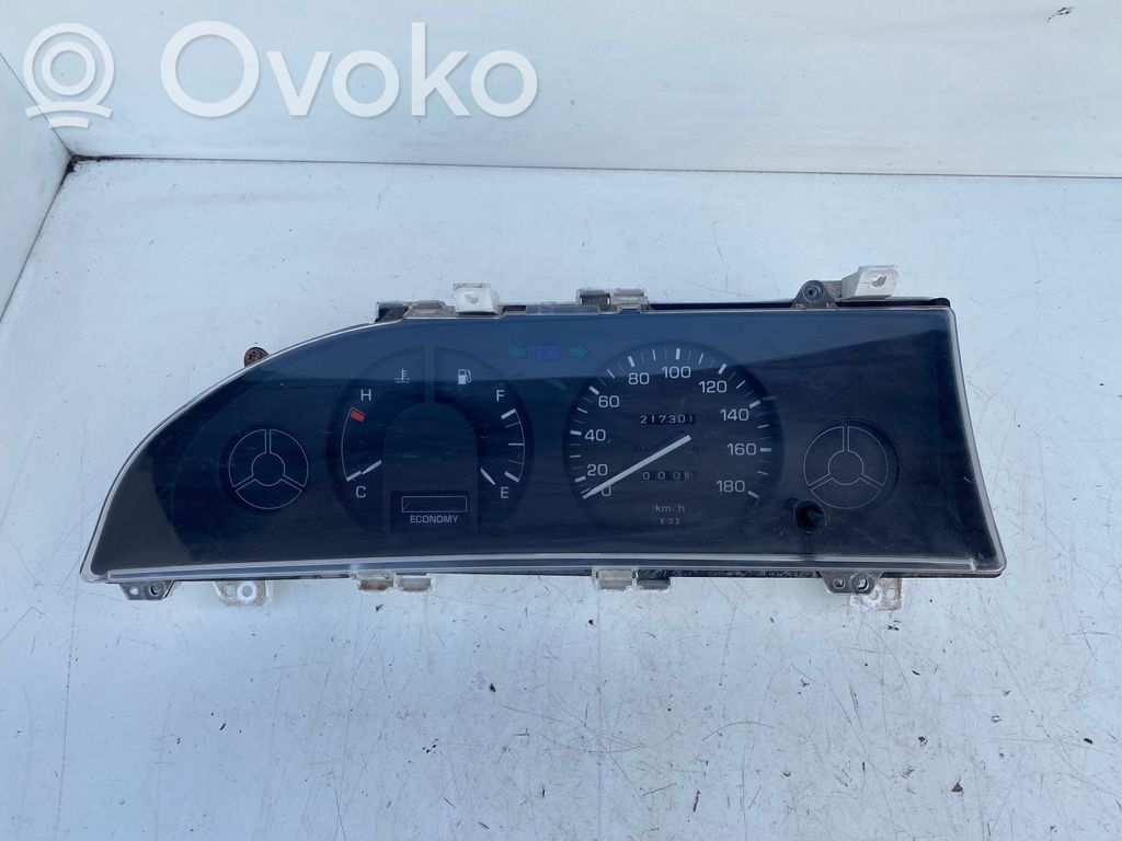 Toyota Corolla E90 Speedometer (instrument cluster) 