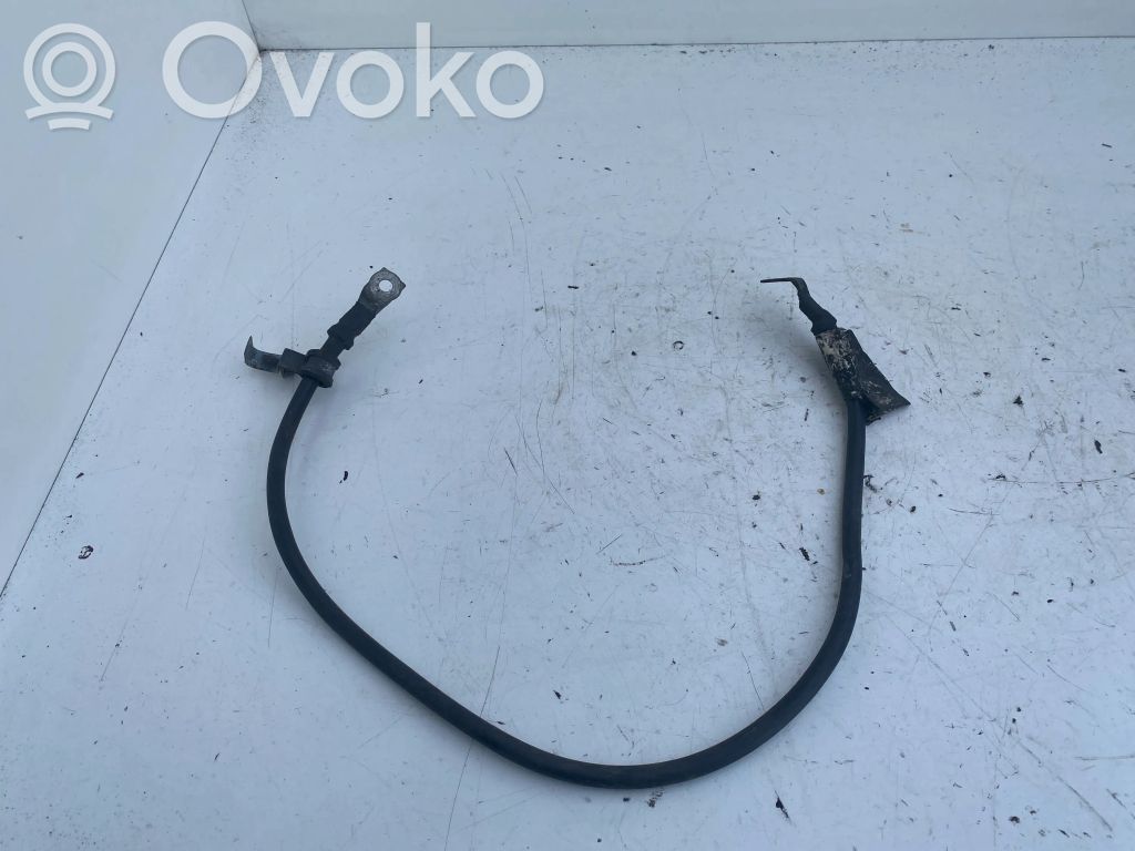 Volvo V70 Maakaapeli, akku 