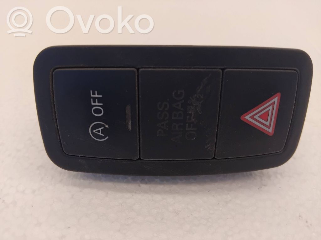 Audi A1 Hazard light switch 