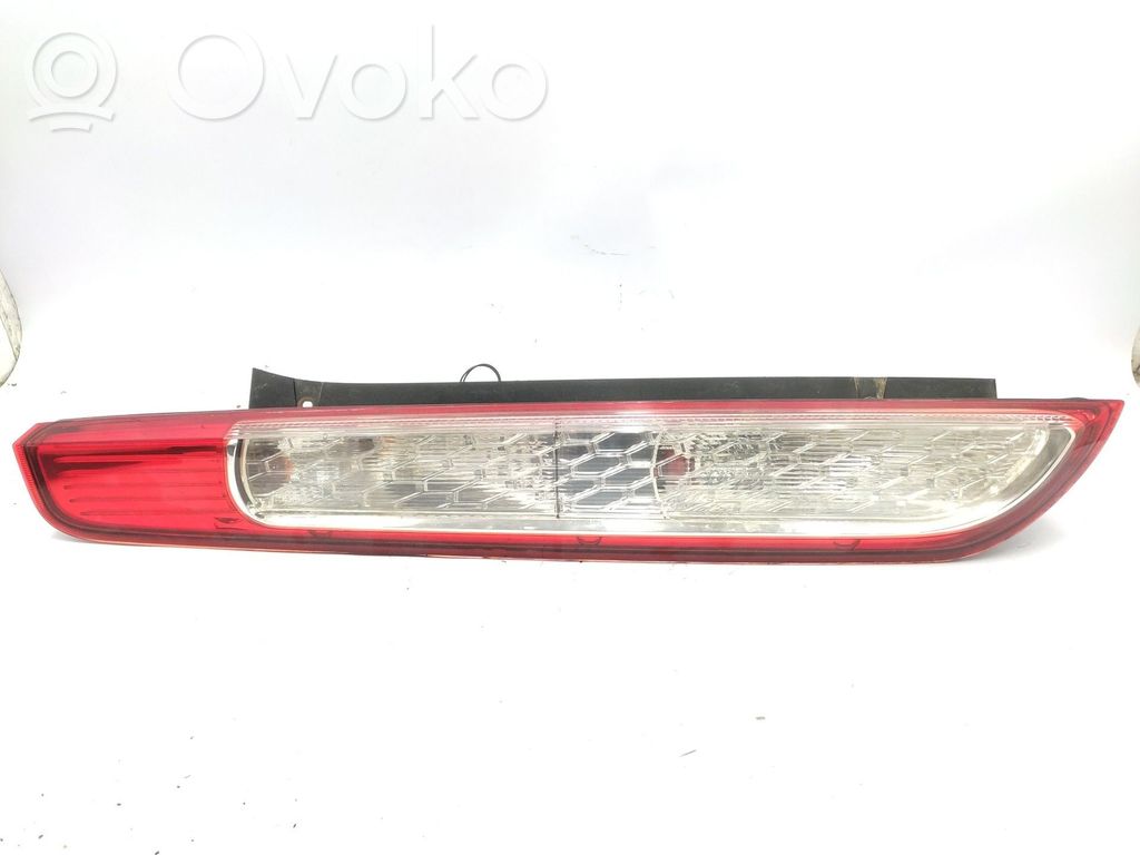 Ford Focus Takavalon polttimo 