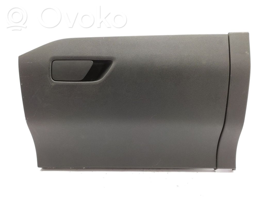 Ford Focus Glove box 
