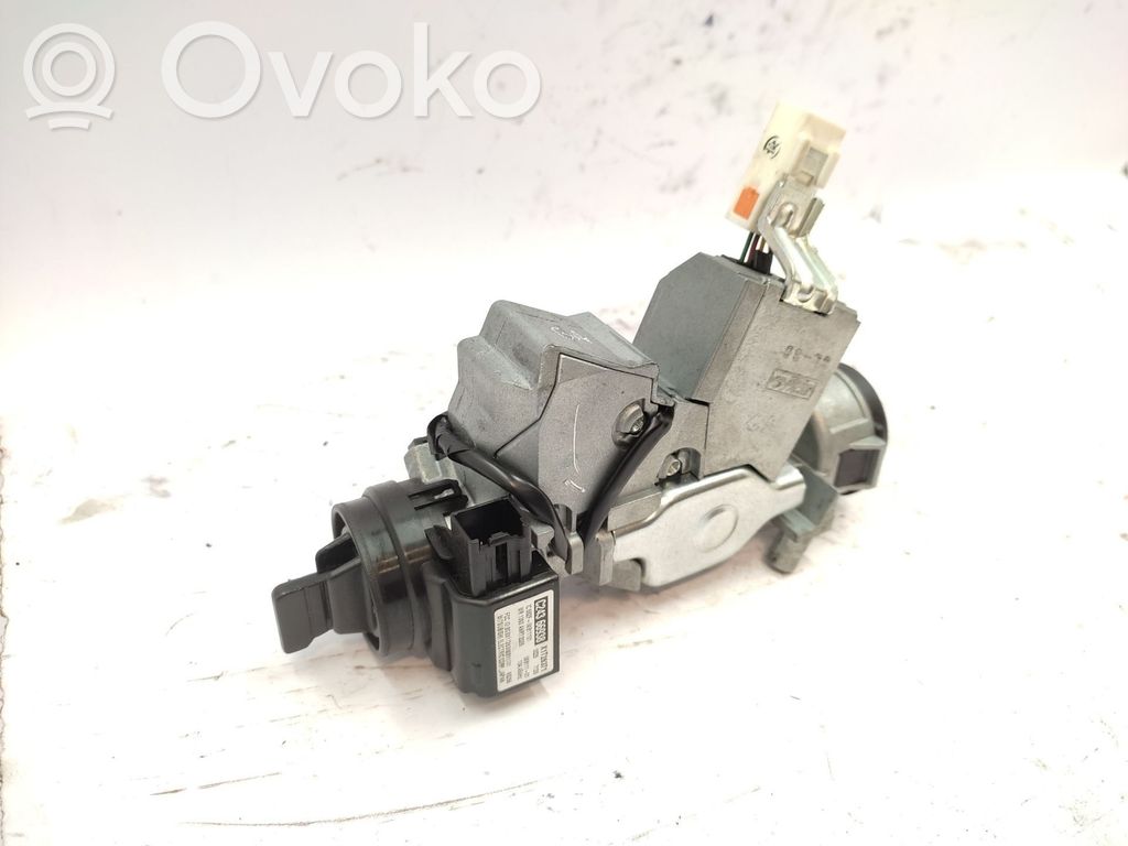 Mazda 3 I Užvedimo spynelė 