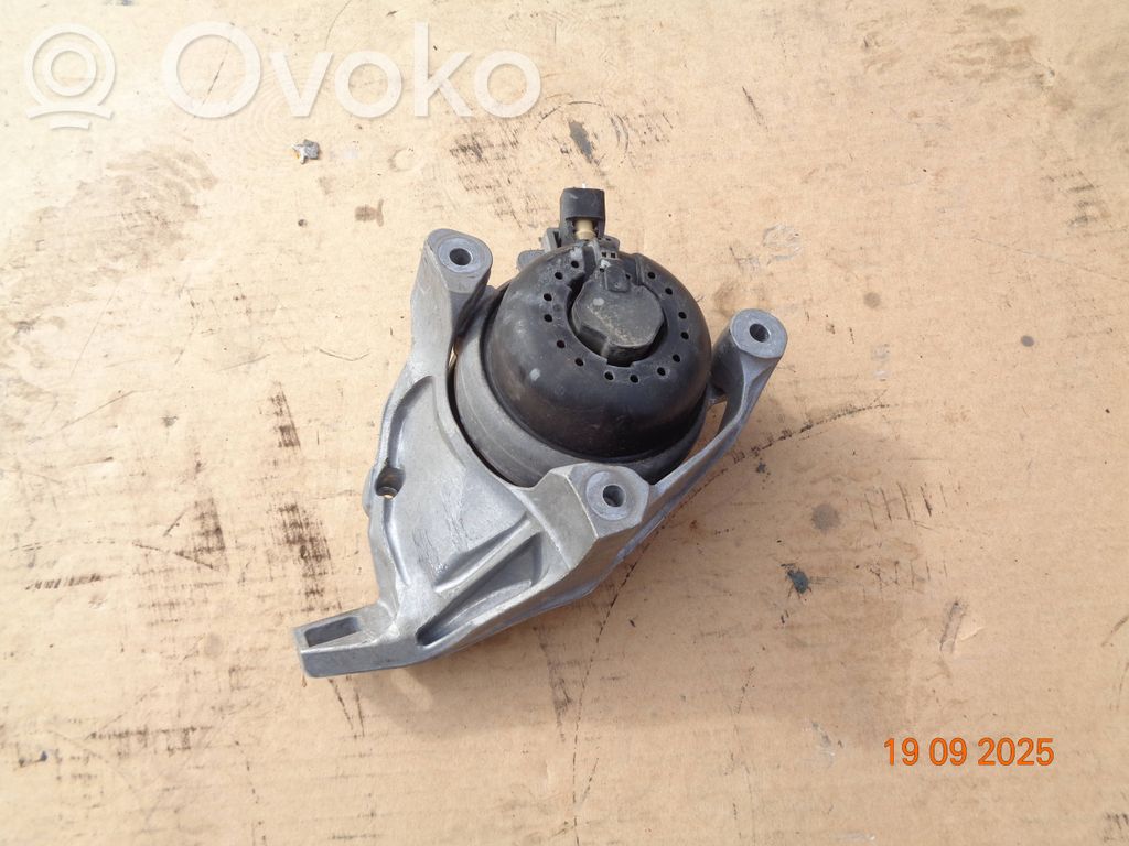 Engine mount bracket   4M0399202H,4518298,19092025