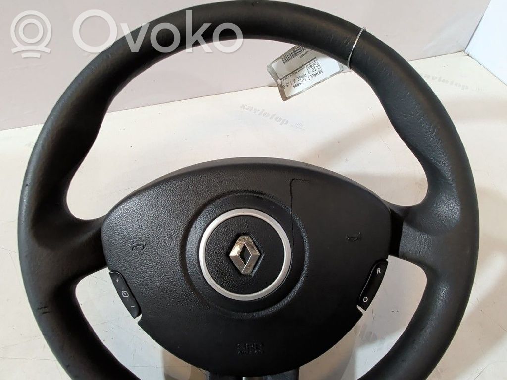 Renault Clio III Ohjauspyörä 