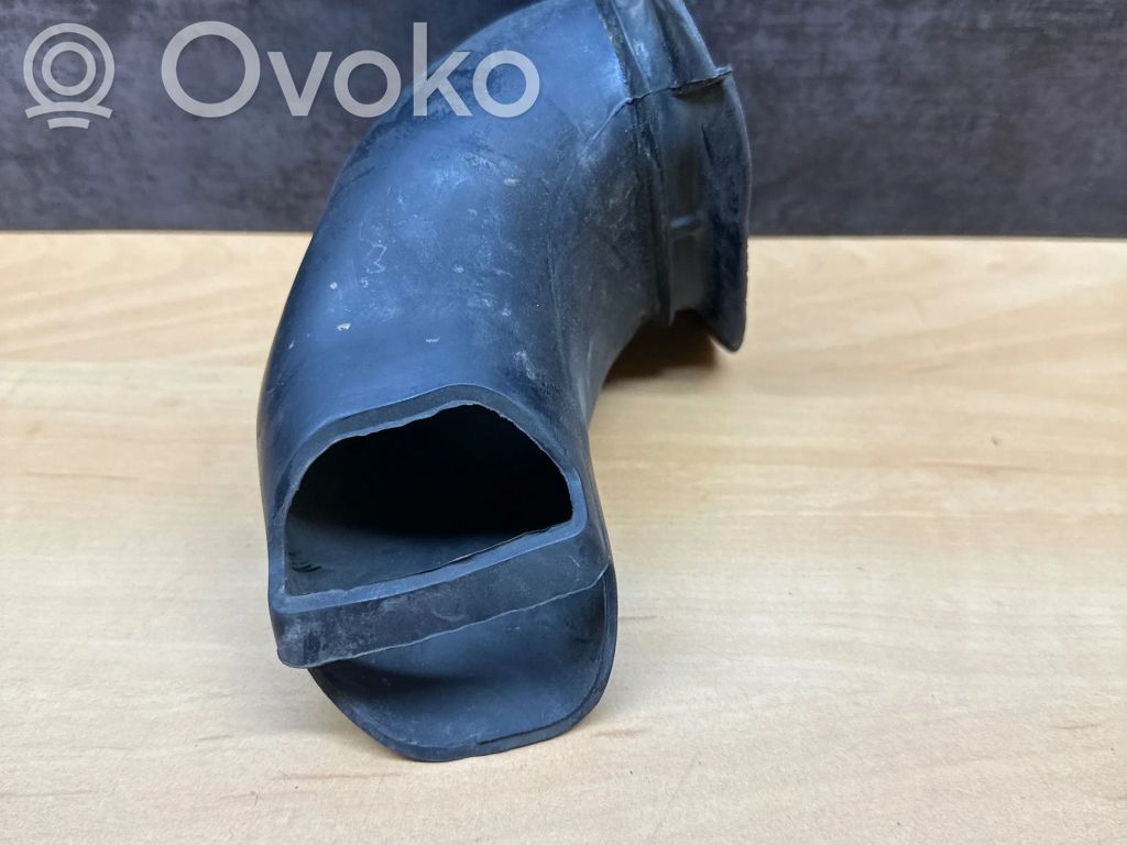 BMW 5 E60 E61 Air intake duct part 