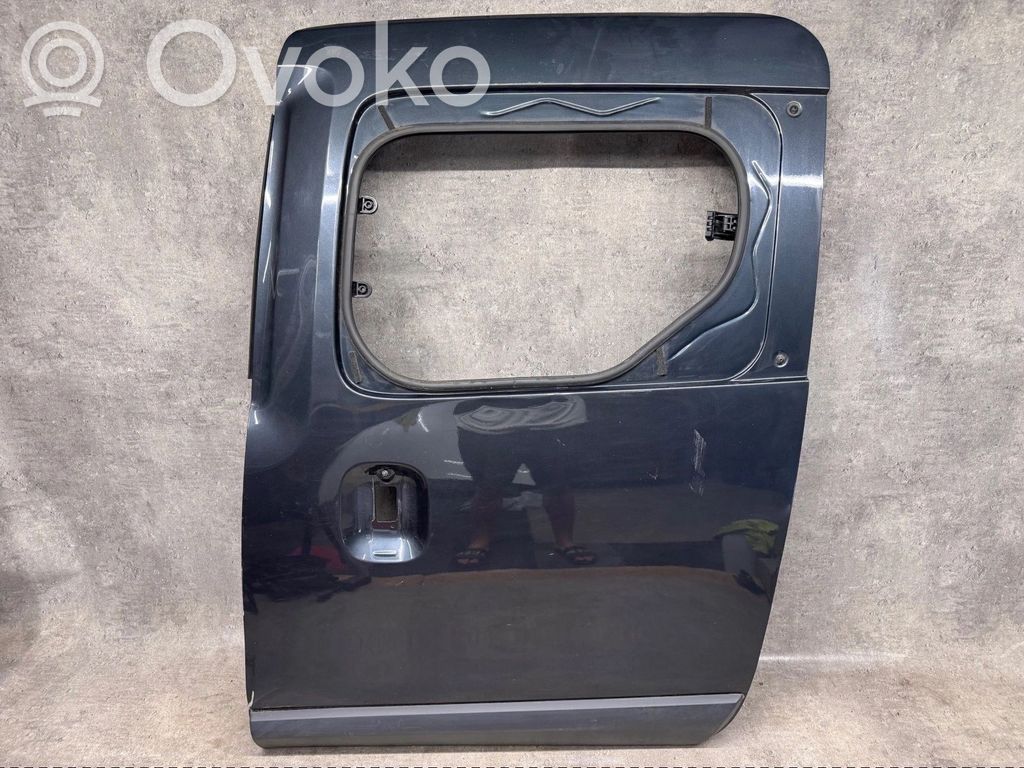 Puerta delantera   821019921R,821019921R,7125177,821019921R