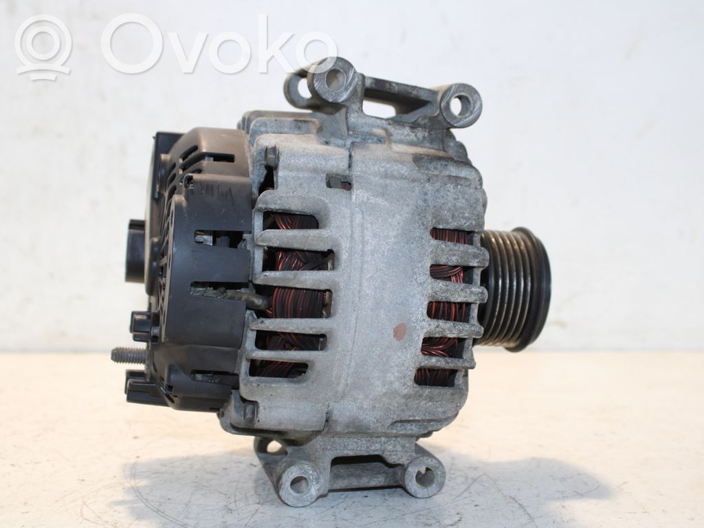 Audi A4 S4 B8 8K Generatorius 