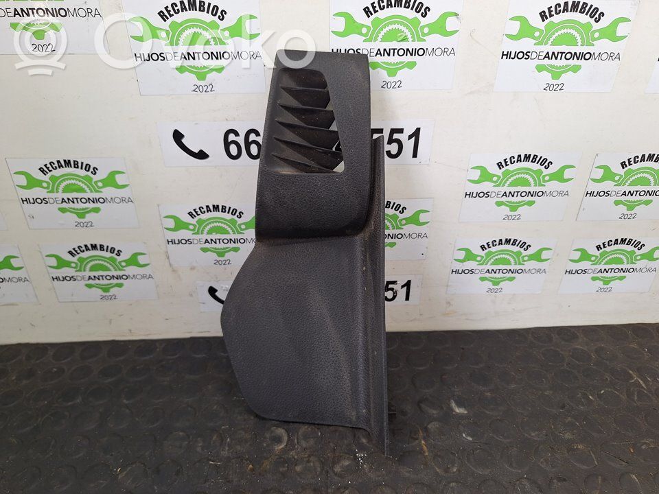Rejilla de ventilación central del panel   9808188477