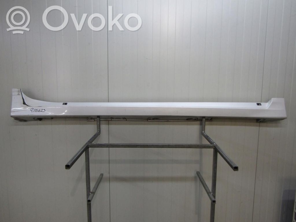 Lexus RX 450H Etukynnys (korin osa) 