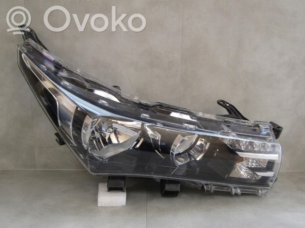 Toyota Corolla E160 E170 Phare frontale 