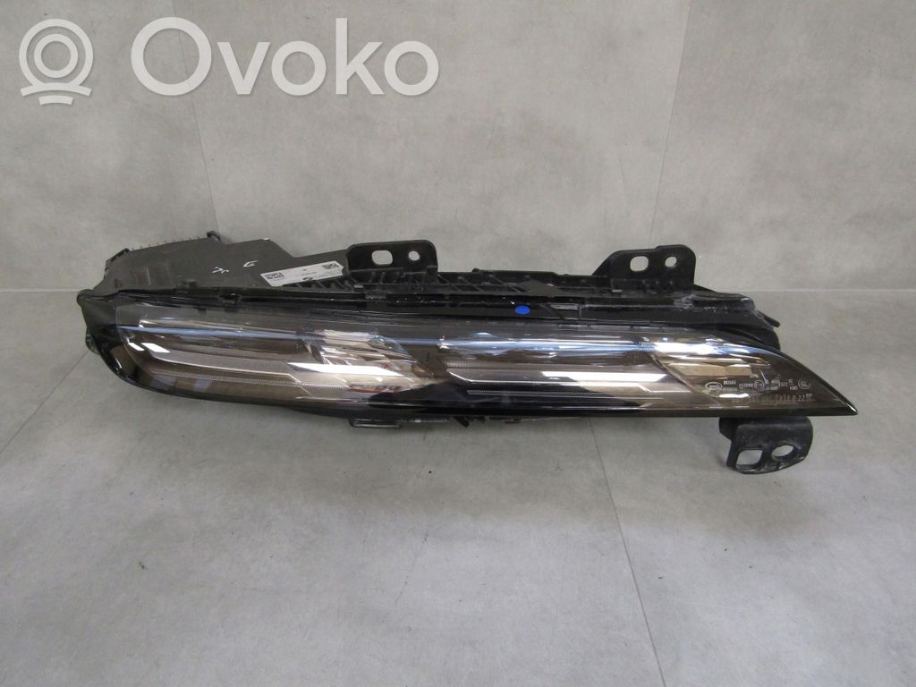 BMW 7 G70 LED Daytime headlight 