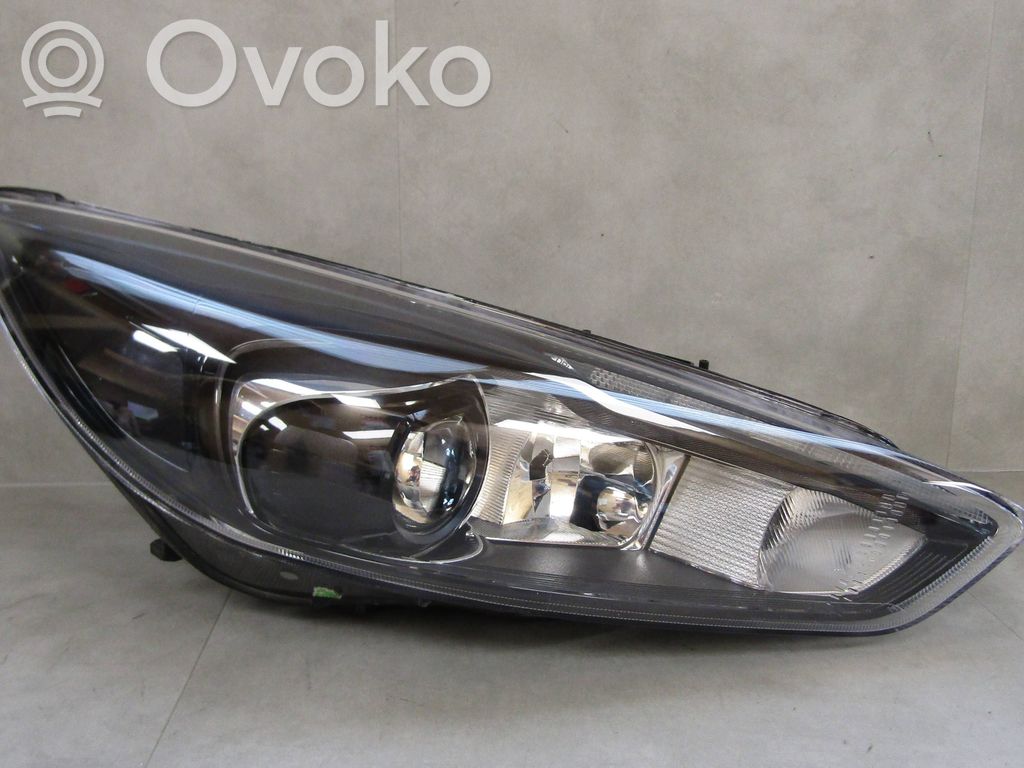 Ford Focus Headlight/headlamp 