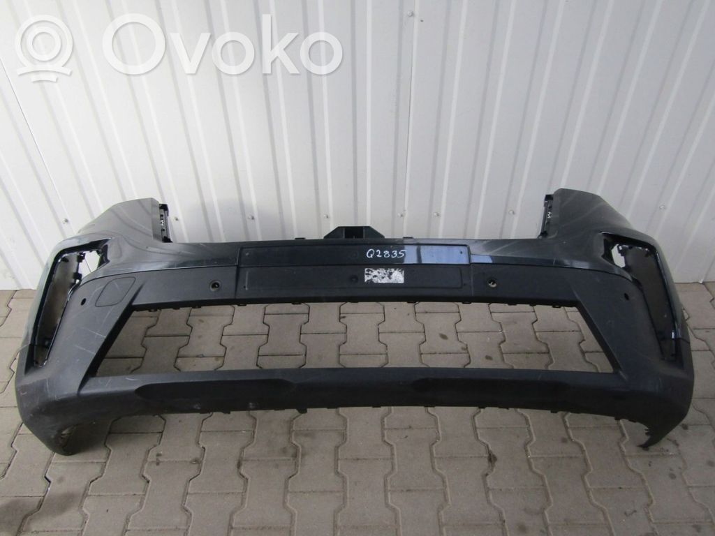 Nissan Primastar Zderzak przedni 