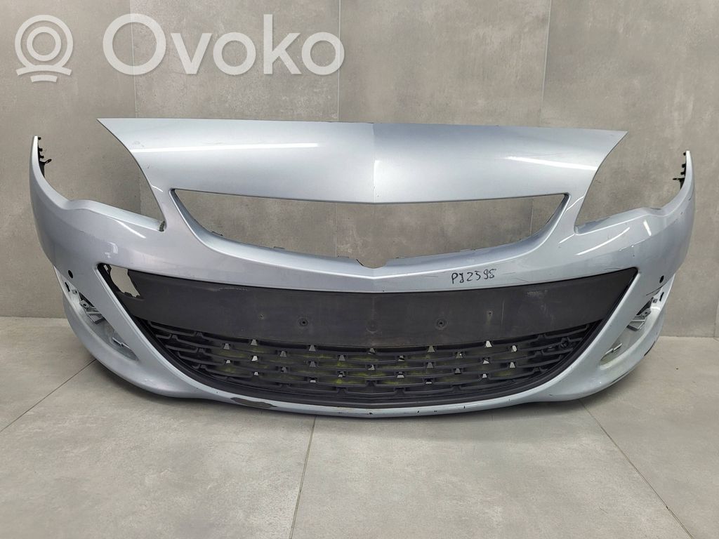 Opel Astra J Zderzak przedni 