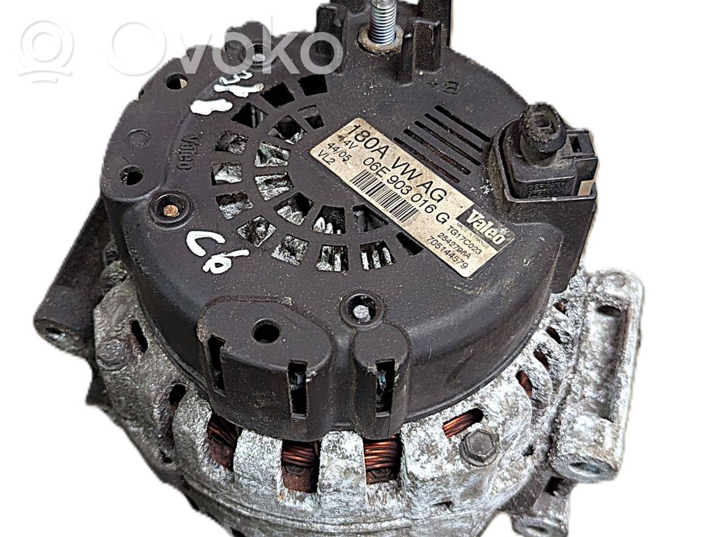 Audi A6 S6 C6 4F Ģenerators 