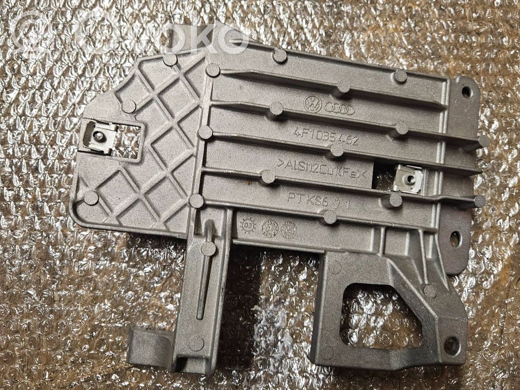 Audi A6 S6 C6 4F Garso stiprintuvo laikiklis 