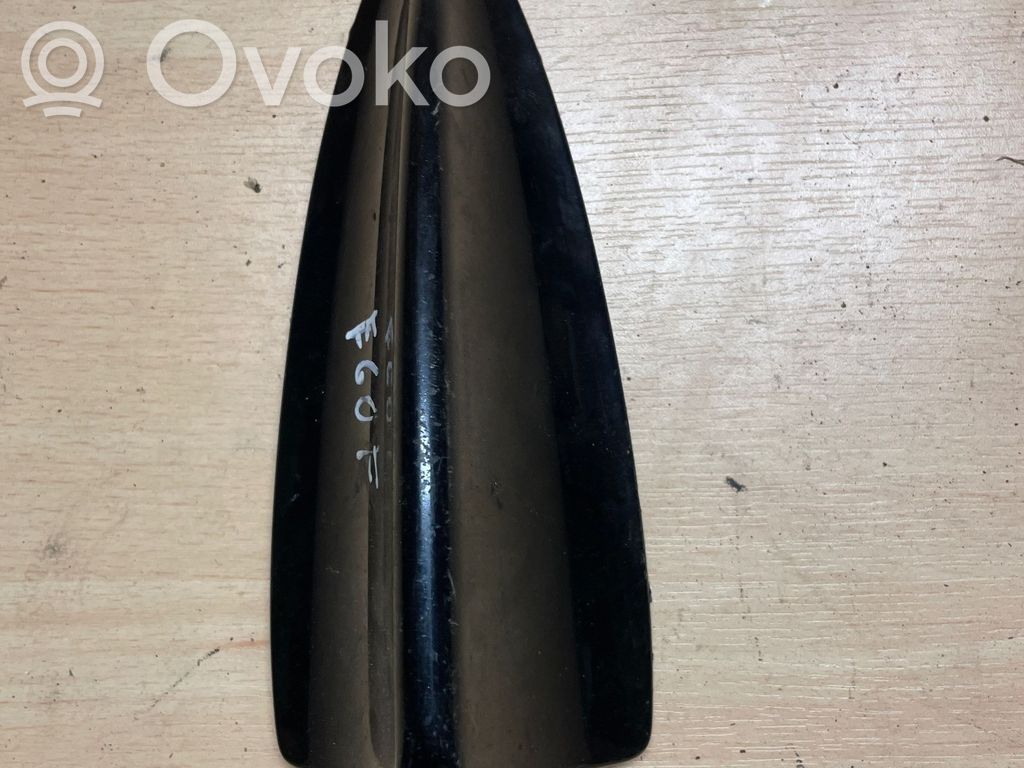 BMW 5 E60 E61 Stogo (GPS) antenos dangtelis 