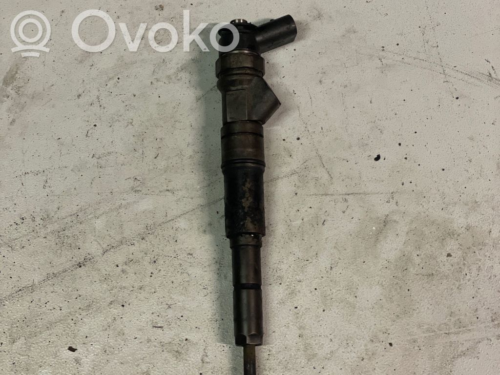 BMW 5 E60 E61 Fuel injector 