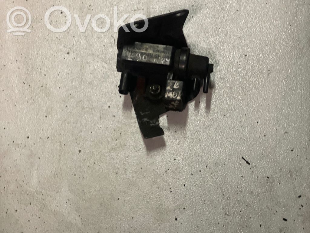 BMW 1 E81 E87 Solenoīda vārsts 