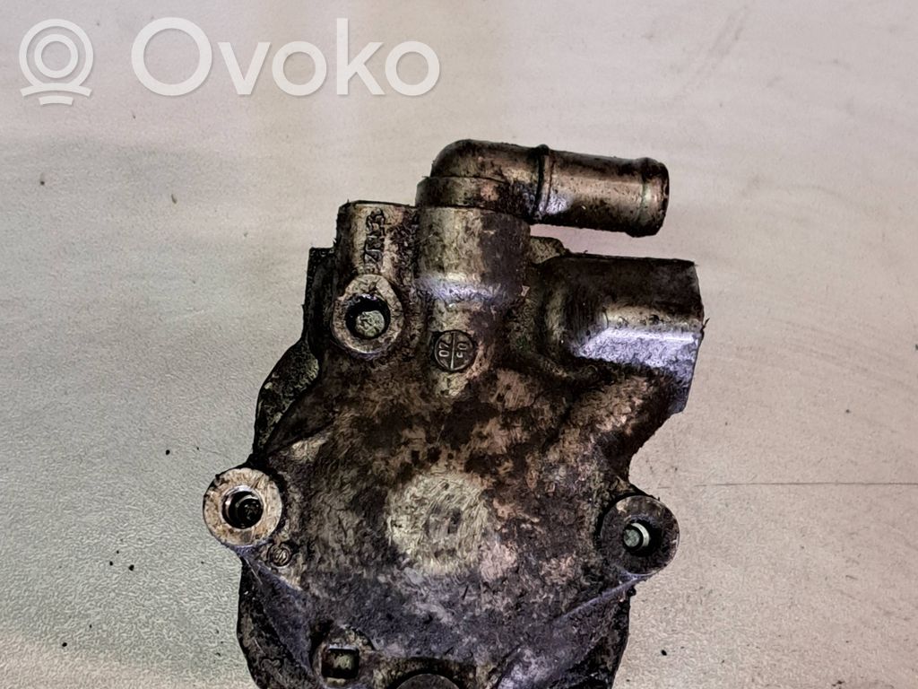 Audi A4 S4 B8 8K Ohjaustehostimen pumppu 