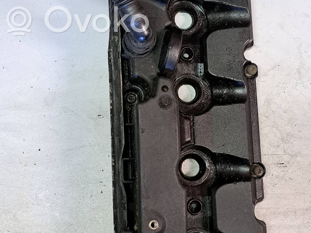 Audi A3 S3 8P Pokrywa zaworów 
