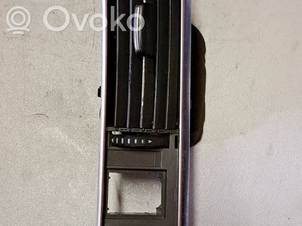 Audi A6 S6 C6 4F Dashboard side air vent grill/cover trim 