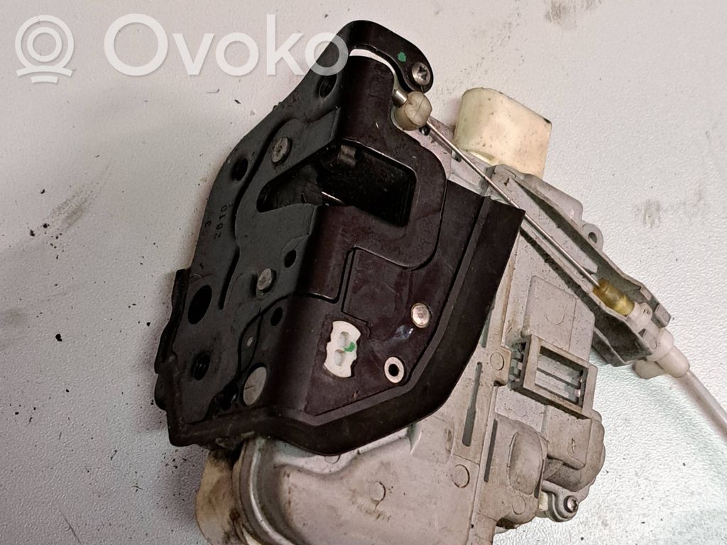 Audi A6 S6 C6 4F Front door lock 