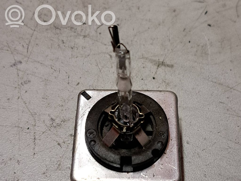 Volkswagen PASSAT B6 Xenon bulb 