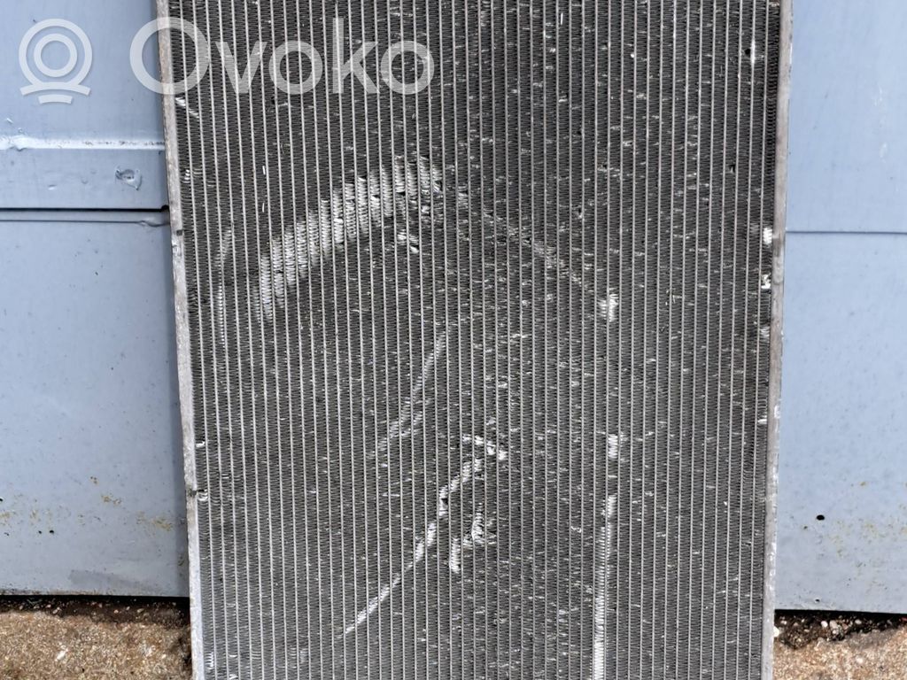 BMW 5 E60 E61 Aušinimo skysčio radiatorius 