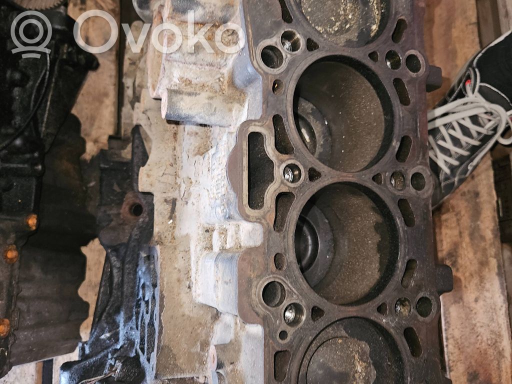 Audi A4 S4 B8 8K Engine block 
