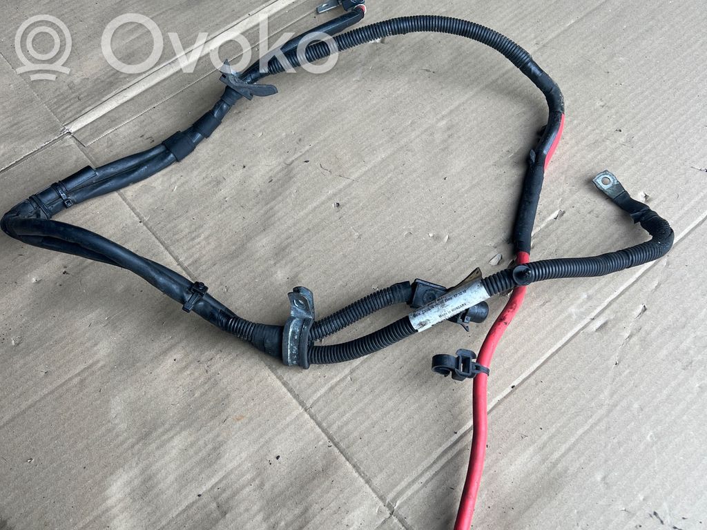 Volvo XC60 Pliusinis laidas (akumuliatoriaus) 