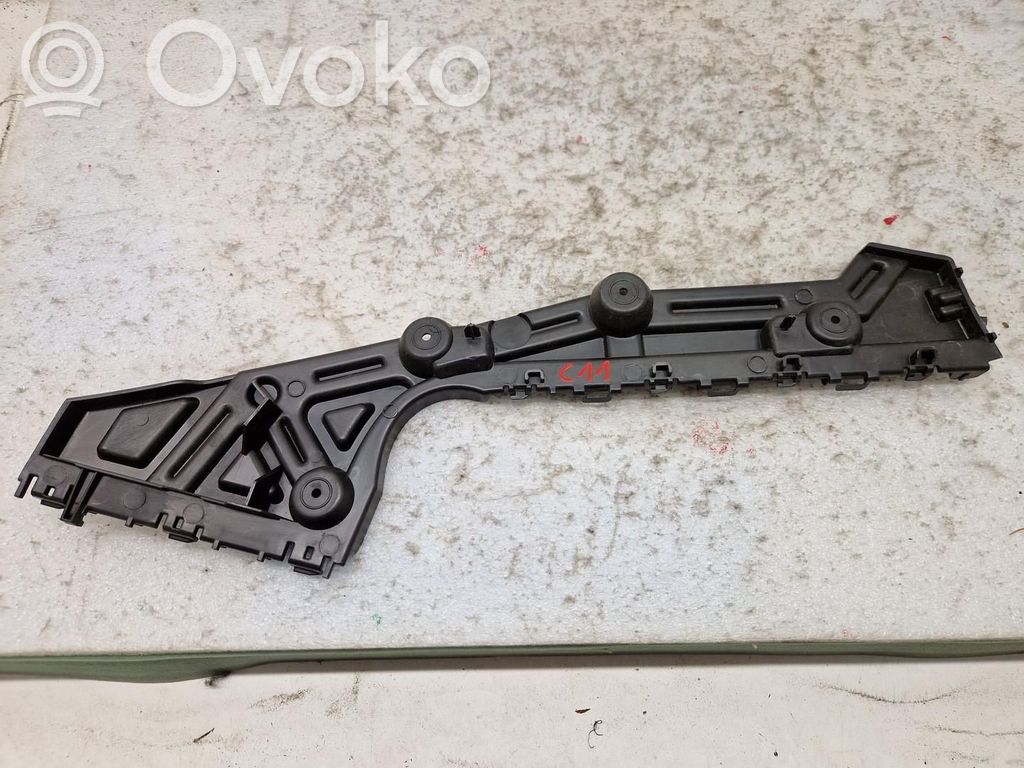 Opel Vivaro Galinis laikiklis bamperio 