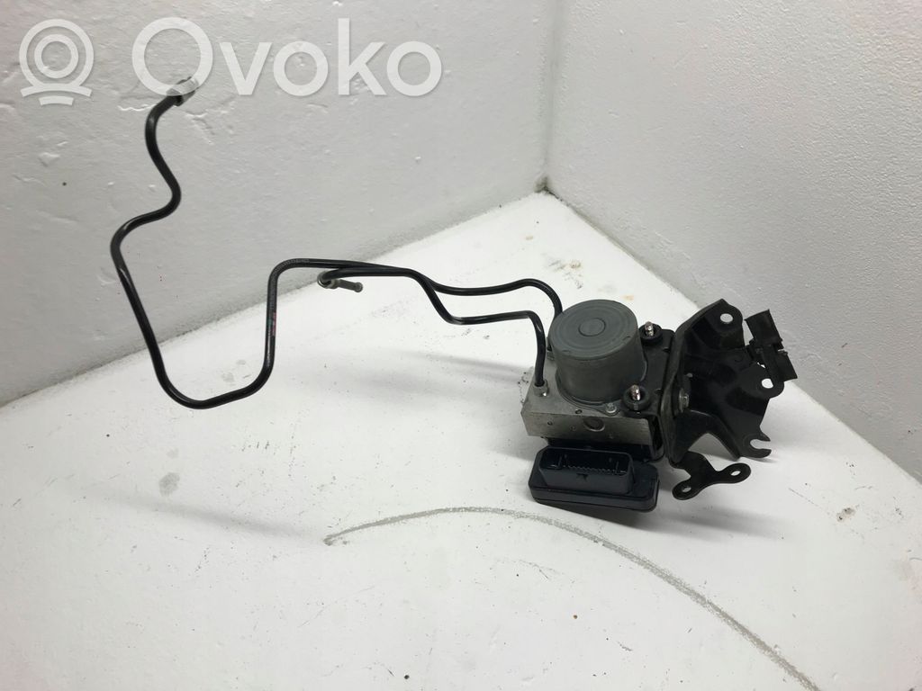 Toyota Auris E180 Bomba de ABS 