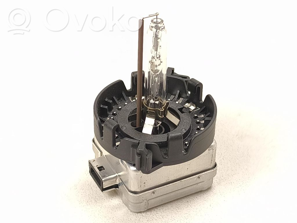 Volkswagen PASSAT B7 Xenon bulb 
