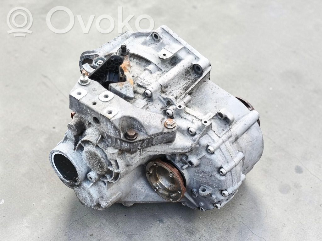 Volkswagen PASSAT B7 Mechaninė 6 pavarų dėžė 