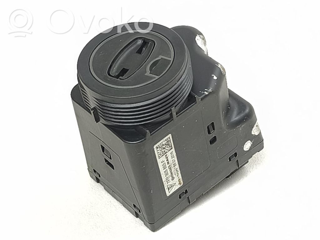 Ignition lock   7PP905865F,20260420HCR1526