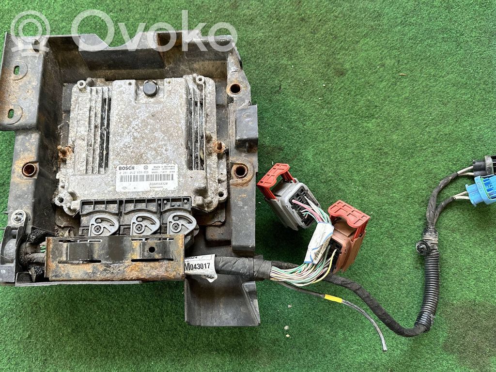 Renault Espace -  Grand espace IV Engine control unit/module 