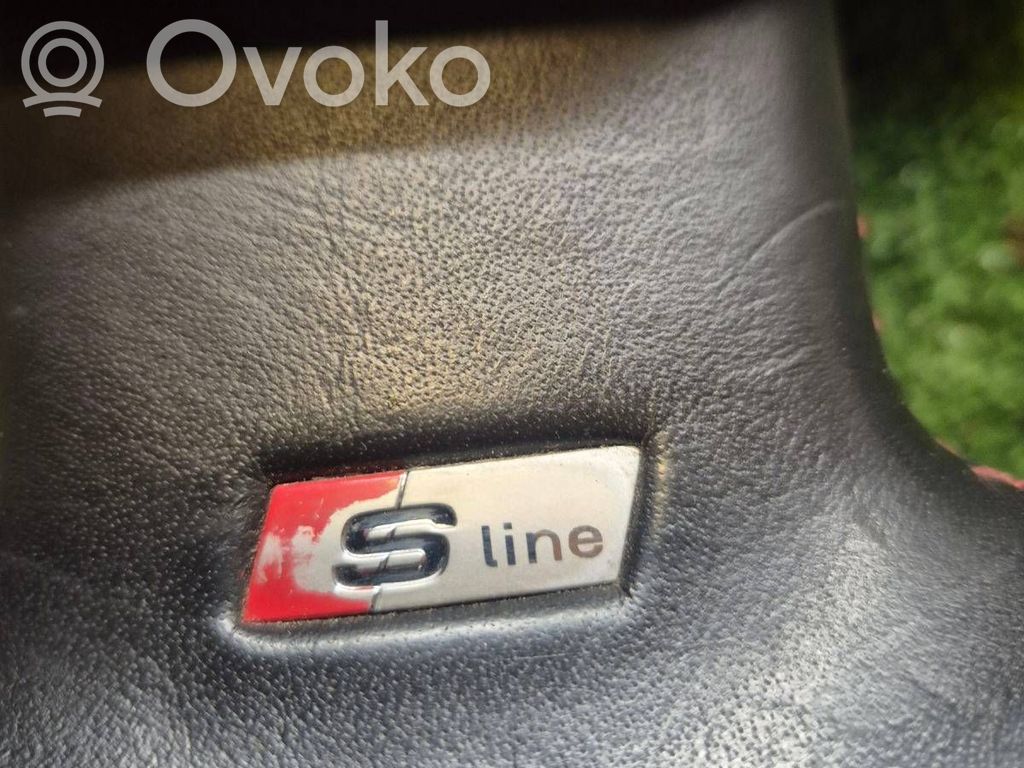 Audi A4 S4 B7 8E 8H Ohjauspyörä 