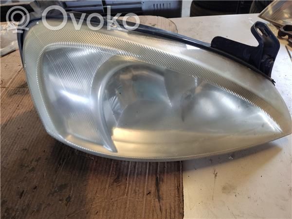Opel Corsa C Faro/fanale 
