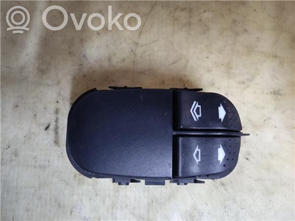 Ford Focus Electric window control switch 