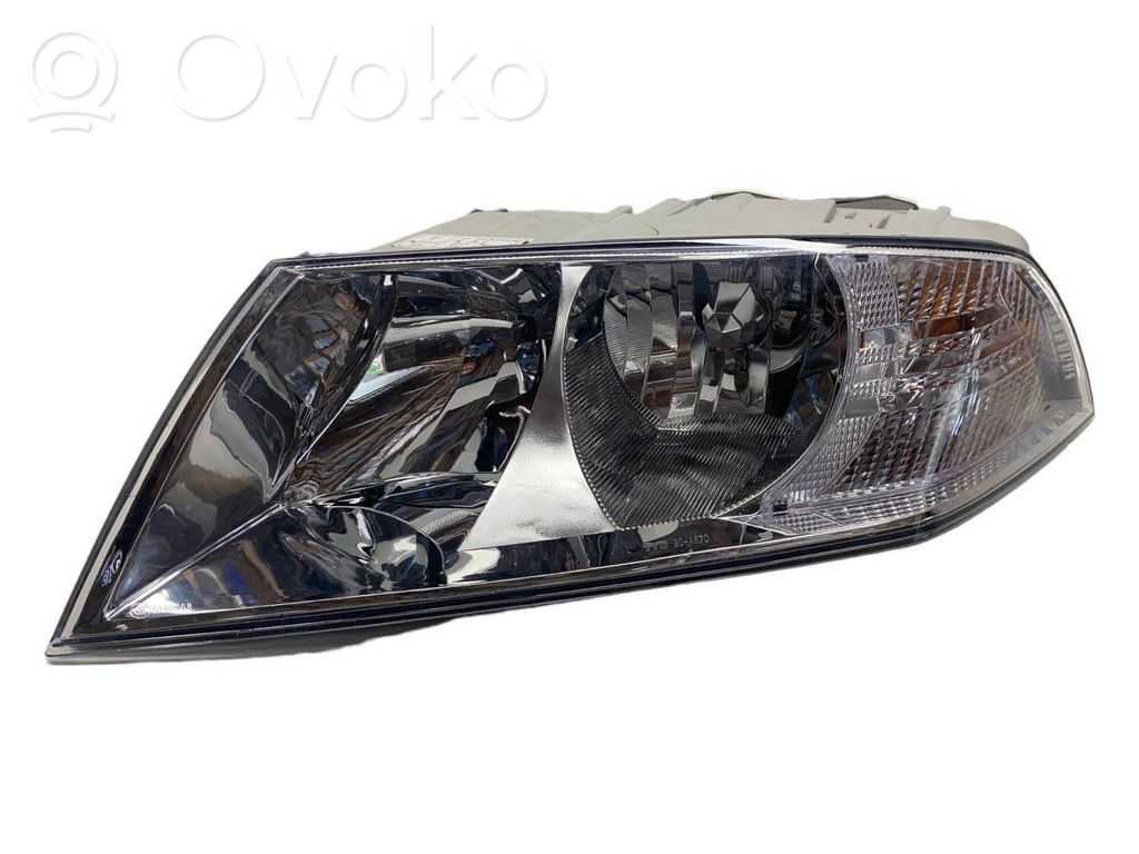 Skoda Octavia Mk2 (1Z) Lampa przednia 