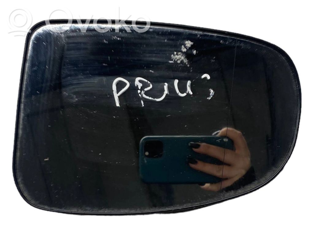 Toyota Prius (XW30) стекло зеркало 