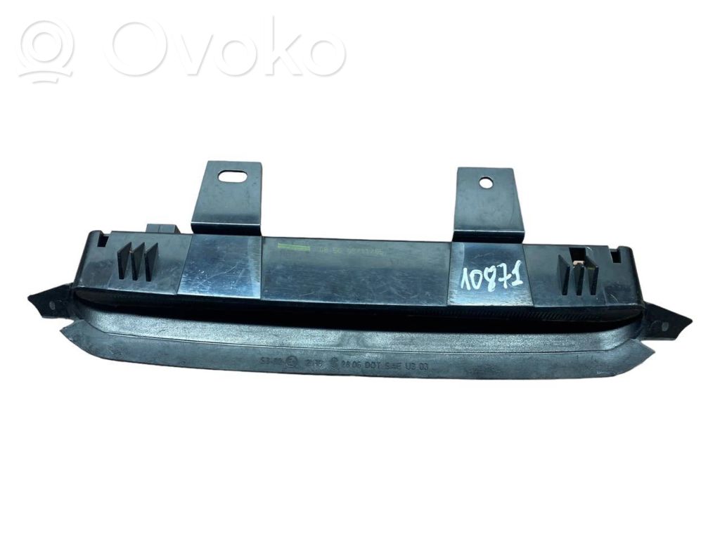 Volvo V50 Third/center stoplight 