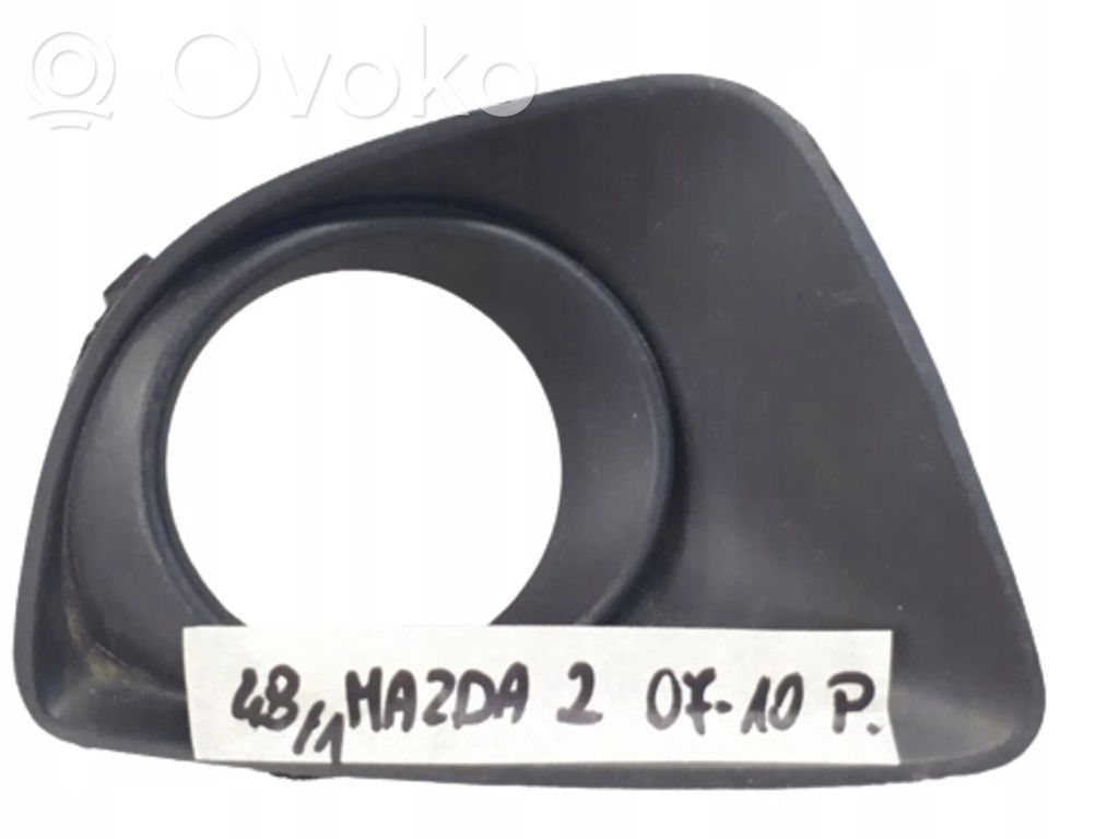 Mazda 2 Etusumuvalon ritilä 