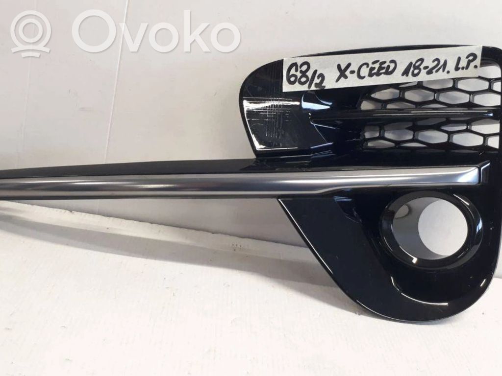 KIA Xceed Front bumper lower grill 